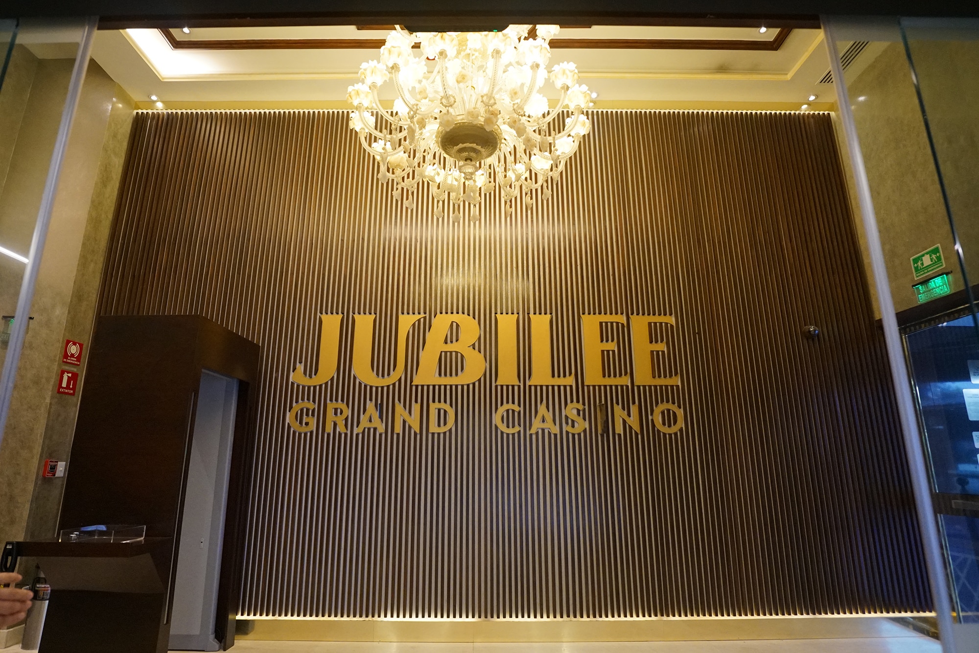 Entra a Jubilee Grand Casino